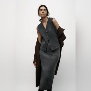 Zara Plain Knit Vest